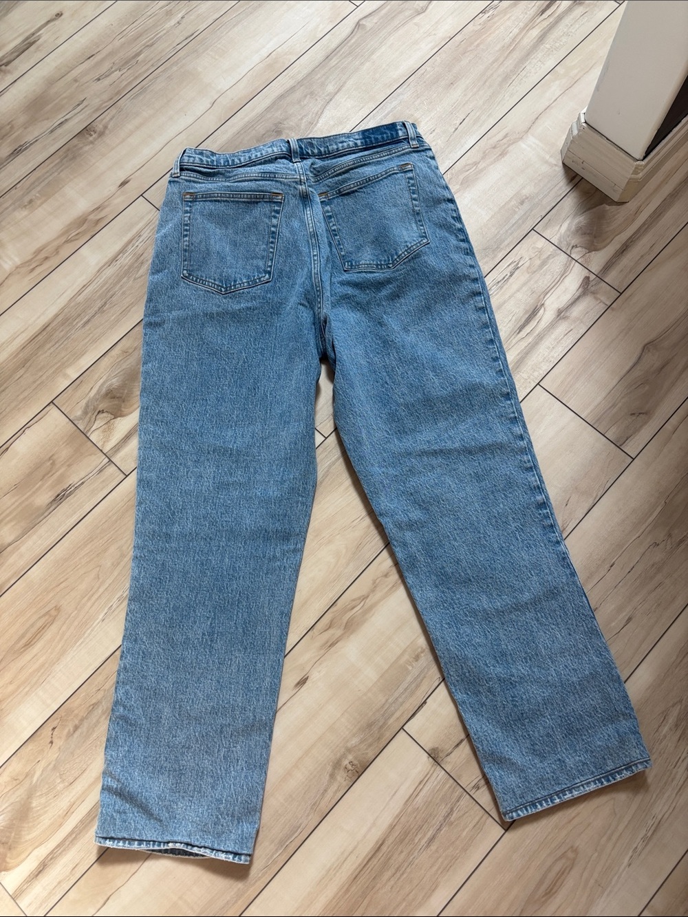 Abercrombie & Fitch Straight Leg Jeans - Light Blue Denim